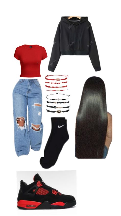 Latina High School Outfits, Outfits When Ur On Ur Period, Back To School Outfit Ideas Baddie, Baddie School Aesthetic, Latina Aesthetic Clothes, How To Dress For High School, Outfit Ideas For School First Day, High School Fits Baddie, Outfit Ideas For Sweatpants