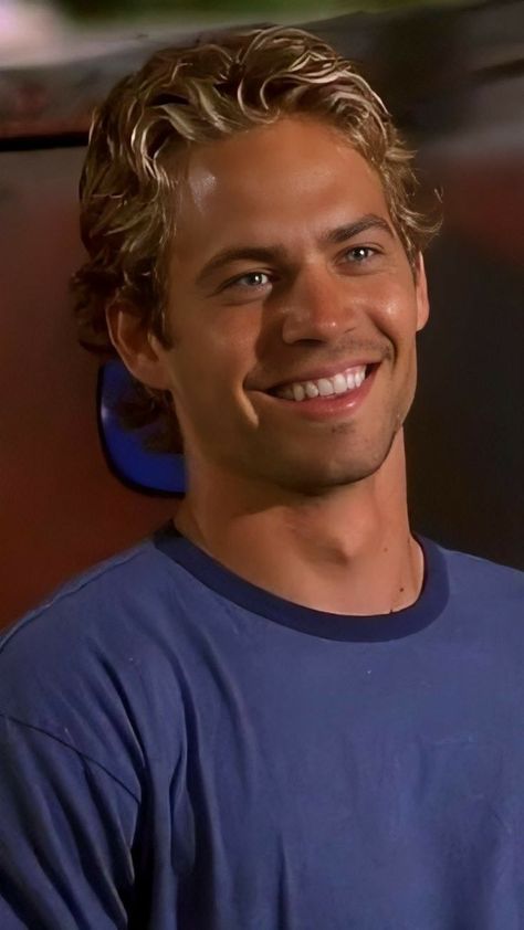 Paul Walker Haircut, Fast And Furious 2, Letty Fast And Furious, Paul Walker Wallpaper, Fast And Furious Cast, 90s Actors, Paul Walker Pictures, Focus Motivation, 90s Men