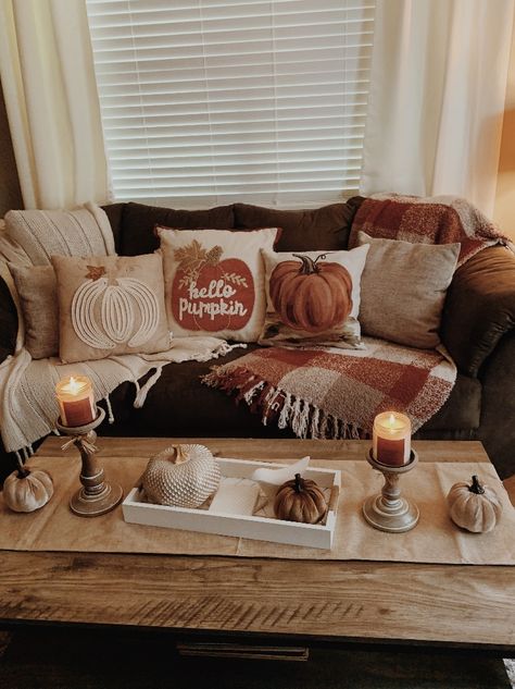 Fall Apartment Decor, Fall Room Decor, Halloween Decor Diy, Fall Living Room Decor, Fall Living Room, Cozy Fall Decor, Fall Decor Inspiration, Interior Vintage, Fall Bedroom