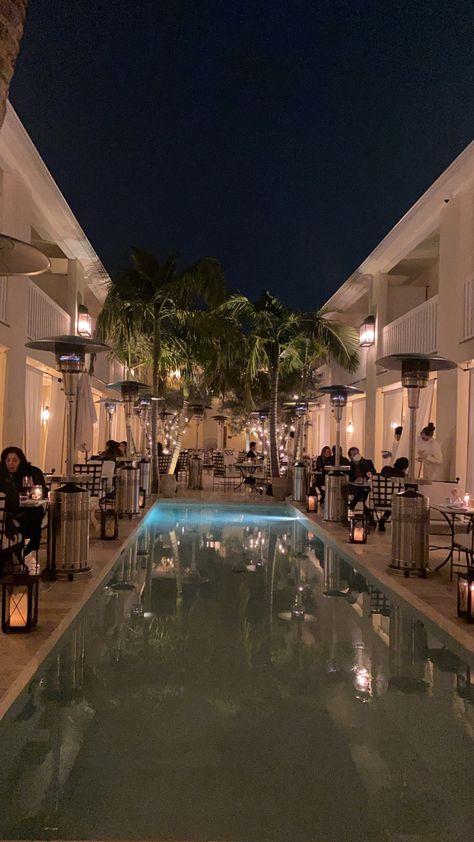 Modern. Peaceful. Elegant. Night. Dinner. Hotel. Restaurant. Pool. Los Angeles Hotels Luxury, Los Angeles Date Night, Rich Los Angeles Aesthetic, Los Angeles Rich Aesthetic, Los Angeles Party Aesthetic, Los Angeles Night Aesthetic, Los Angeles Aesthetic Night, Aesthetic Los Angeles, House Party Aesthetic