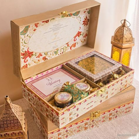 Diwali Packaging, Indian Wedding Invitation Box, Diwali Hampers, Hamper Gifts, Wedding Gift Hampers, Indian Wedding Gifts, How To Get Married, Packaging Idea, Wedding Card Frames