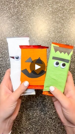 31K views · 10K reactions | 🎃 Fun Halloween candy idea! #halloween #candy #diy | Nikki - Wrappin Queen | The Party Cats · Monster Mash Monster Mash Halloween Party Decorations, Trick Or Treat Candy Ideas, Halloween Candy Ideas, Halloween Candy Treats, Halloween Class Treats, Halloween Craft Treats, Halloween Candy Crafts, Candy Videos, Milk Candy