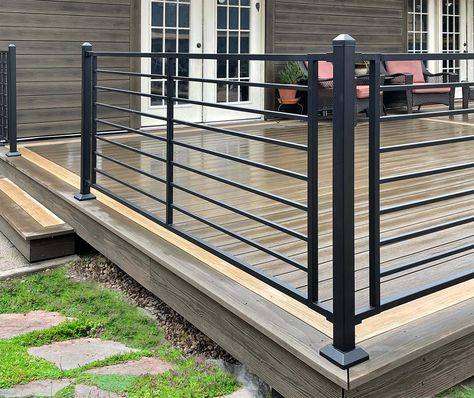 Fe26 Axis Horizontal Infill Deck Horizontal Railing, Deck Railing Lighting Ideas, Porch Stair Railing, Trex Patio, Lake House Deck, Lake Deck, Cement House, Porch Railings, Contemporary Deck