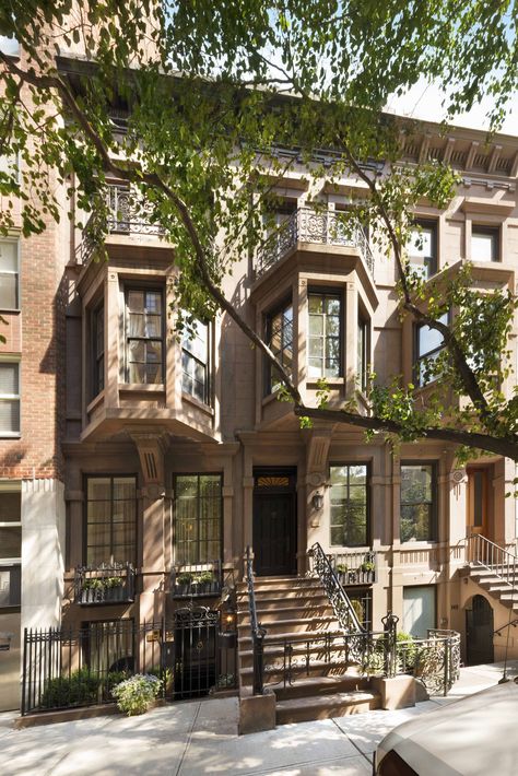 The five-story home is located at 143 East 63rd Street on the Upper East Side. - TownandCountrymag.com Manhattan Drink, Manhattan Townhouse, Manhattan Night, Brownstone Homes, Nyc Townhouse, Nyc Apt, Luxury Townhouse, Nyc Neighborhoods, New York Manhattan