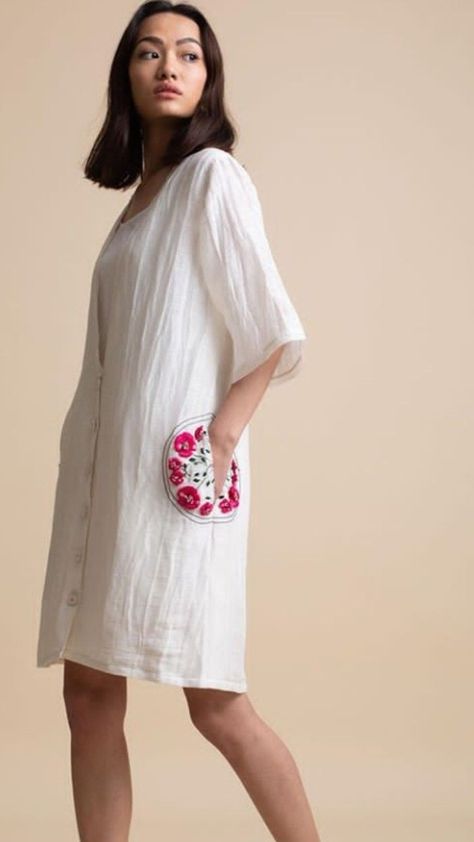 1714726c817af50457d810aae9d27a2edesc53068278ri Embroidery Kurta Designs Women, Linen Kurta Designs For Women, Linen Kurti Design, Summer Kurti, Simple Frocks, Simple Kurta Designs, Womens Trendy Dresses, Simple Kurti Designs, Kurti Embroidery Design