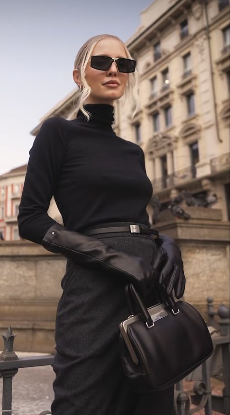 Long Black Gloves Outfits, Black Gloves Outfit, Long Gloves Outfit, Leather Gloves Outfit, Colorfull Style, Long Black Gloves, Gloves Outfit, Outfits With Gloves, Elegant Gloves