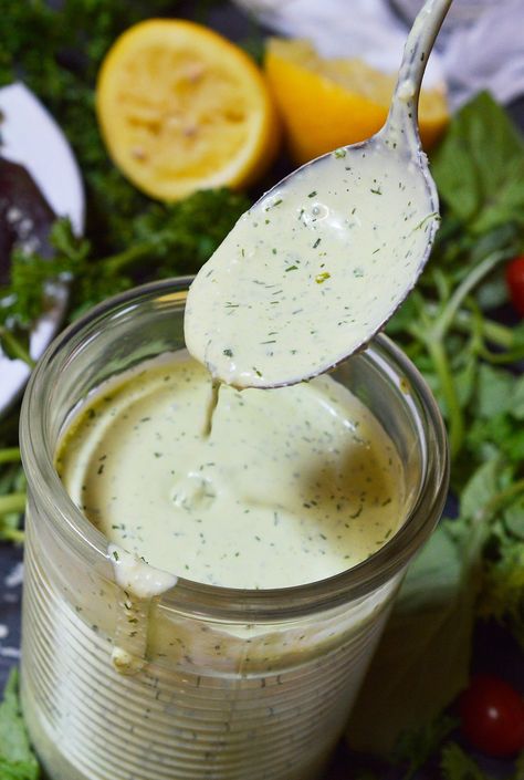 Homemade salad dressings are simple yet so much more flavorful than store bought. This Pesto Ranch Dressing Recipe is no exception. Bright basil pesto flavors blended with buttermilk ranch. This is perfect on salads or served as a pizza dip! Pesto Ranch Dressing, Dairy Free Ranch Dressing Recipe, Pesto Salad Dressing, Salads Dressing, Dairy Free Ranch Dressing, Homemade Salad Dressings, Ranch Dressing Recipe Homemade, Buttermilk Ranch Dressing, Pesto Salad