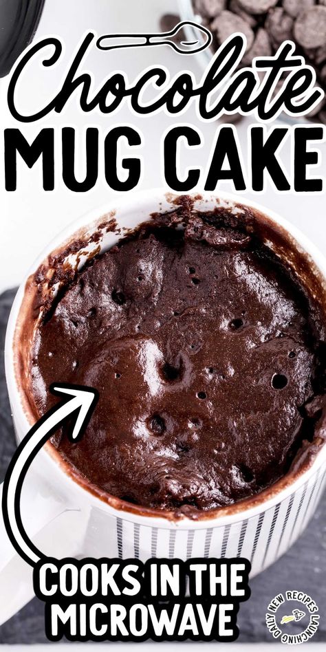 Our chocolate mug cake is a rich and decadent treat that comes together in the microwave in just a few minutes. Microwave Lava Cake, Microwave Chocolate Fudge, Easy Chocolate Mug Cake, Mug Dessert Recipes, Homemade Chocolate Fudge, Fudgy Cake, Chocolate Chip Mug Cake, Microwave Dessert, Chocolate Mug Cake