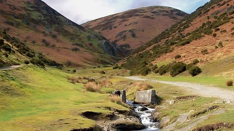 Carding Mill Valley and the Long Mynd - Places to go | Lets Go With The Children Carding Mill Valley, Mill Valley, Safari Park, Family Days Out, Beautiful Park, Dark Skies, Lets Go, Trip Ideas, Picnic Area