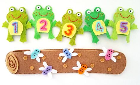 Frog Finger Puppet, Five Little Speckled Frogs, Speckled Frogs, Dog Sleeping Bag, Felt Sewing, Classic Nursery Rhymes, Felt Finger Puppets, Shark Pattern, Costume Sewing Patterns