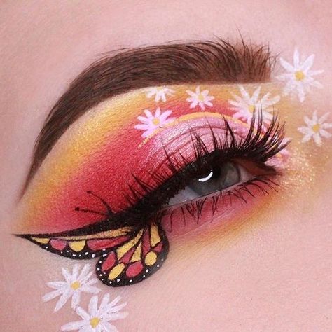 Butterfly Makeup, Flower Makeup, Face Art Makeup, Halloween Eye Makeup, Unique Makeup, Eye Makeup Designs, Colorful Eye Makeup, Makeup Eye Looks, Creative Eye Makeup