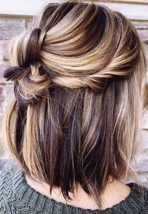 Balayage Level 6 Base, Brassy Hair, Fesyen Rambut, A Messy Bun, Hairstyle Tutorials, Cool Short Hairstyles, Gorgeous Hair Color, Vlasové Trendy, Hairstyle Trends