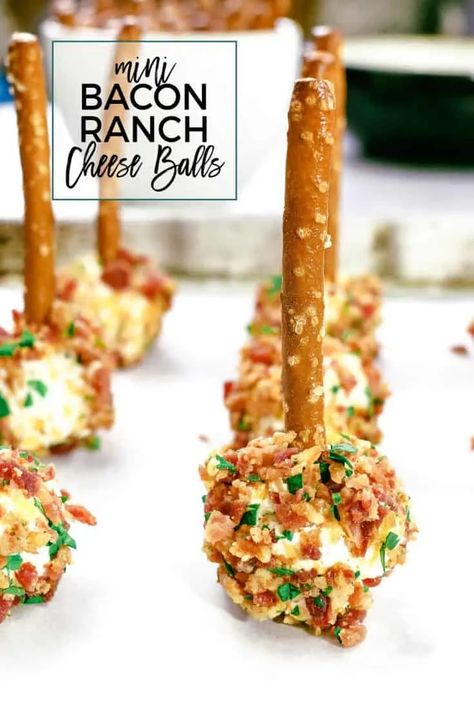 Appetizer For Friends Party, Best Easy Finger Foods, Mini Bacon Ranch Cheese Ball Bites, Bacon Ranch Cheese Ball Bites, Bacon Ranch Cheeseball Bites, Pimento Cheese Bites Recipe, Snack For Party Finger Food, Bacon And Cheese Appetizers, Healthy Christmas Hors D'oeuvres