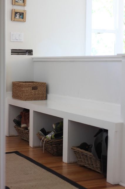 Pony wall; Ideas to add a built in bench or storage to an entryway that is open to the living room. Pony Wall Bench Seat, Pony Wall Ideas, Pony Walls, Half Wall Room Divider, Half Wall Ideas, Creating An Entryway, Pony Wall, Half Walls, Renovation Inspiration