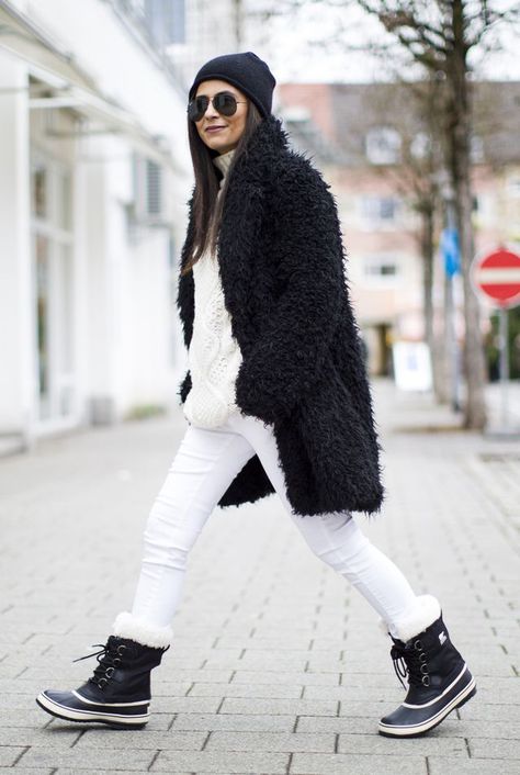 Outfit | Sorel Winter Carnival | Fashion Landscape | Bloglovin’ Sorel Winter Carnival, Sorel Rain Boots, Outfits Frio, Winter Outfits Snow, Carnival Fashion, Winter Carnival, Fashion Landscape, Sorel Winter, Winter Outfits Women