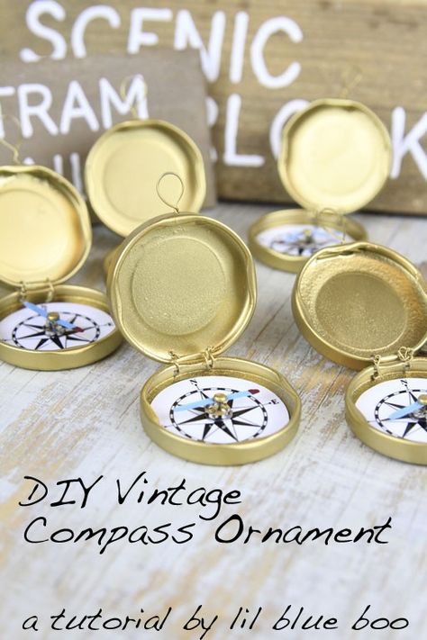 Diy Ornament Ideas, Advent Decor, Camping Ornaments, Pirate Activities, Themed Ornaments, Pirate Crafts, Vintage Compass, Christmas Homemade, Pirate Theme Party