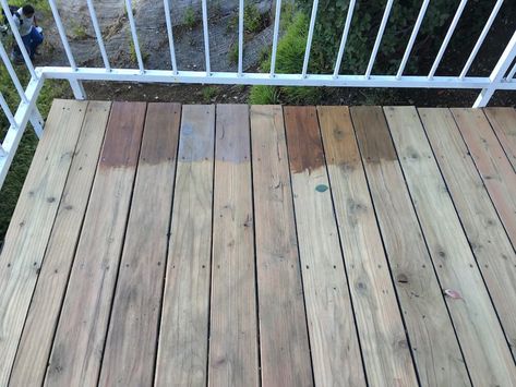 How To Refinish A Wood Deck - A Look Back At Our Old "Yard" - Emily Henderson #backyard #beforeandafter #homedesign Sherwin Williams Stain Colors, Grey Deck Stain, Sherwin Williams Deck Stain, Outdoor Wood Stain, Wood Deck Stain, Deck Paint Colors, Best Deck Stain, Grey Deck, Deck Stain Colors