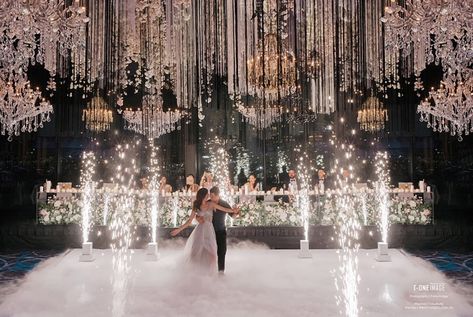 14 Luxury Wedding Venues Perfect For A Fairytale Wedding Sydney Wedding Venues, Couple Seating, Debut Theme, Reception Lighting, Wedding Ceiling, Hunter Wedding, Wedding Hall Decorations, Wedding Venues Indoor, Luxury Wedding Decor