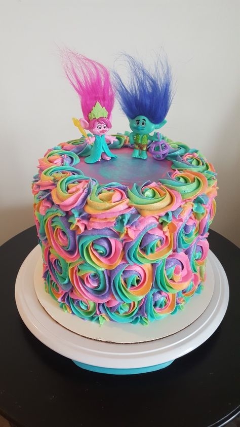 Trolls Birthday Cake, Rodjendanske Torte, Trolls Cake, Trolls Birthday Party, Troll Party, Girl Cake, Rainbow Cake, 4th Birthday Parties, 3rd Birthday Parties