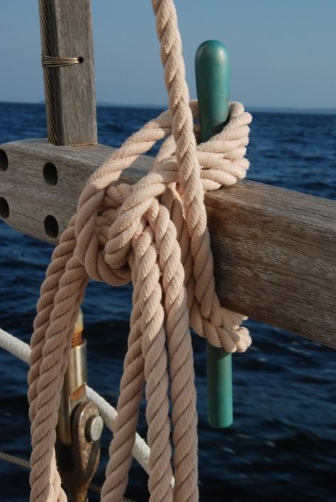 Sailing Rope, White Lake, Tall Ship, Yacht Interior, Nautical Rope, Classic Boats, Swimming Holes, Nautical Fashion, Tall Ships