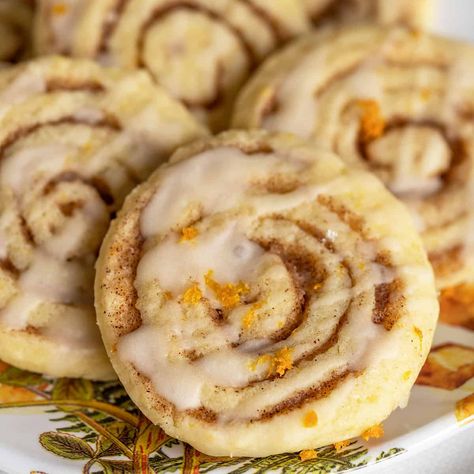 Cinnamon Orange Pinwheel Cookies Windmill Cookies Recipe, Date Pinwheel Cookies, Pinwheel Cookies Recipe, Pinwheel Cookies, Cinnamon Roll Cookies, Cinnamon Orange, Easter Brunch Food, Cinnamon Cookies, Filled Cookies