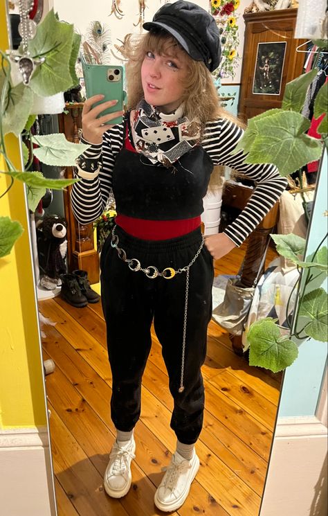 Jester Inspired Outfit, Casual Clown Outfit, Black Grunge Outfit, Courtly Jester, Neutral Aesthetic Outfits, Jester Outfit, Non Binary Fashion, Casual Steampunk, Nature Outfits