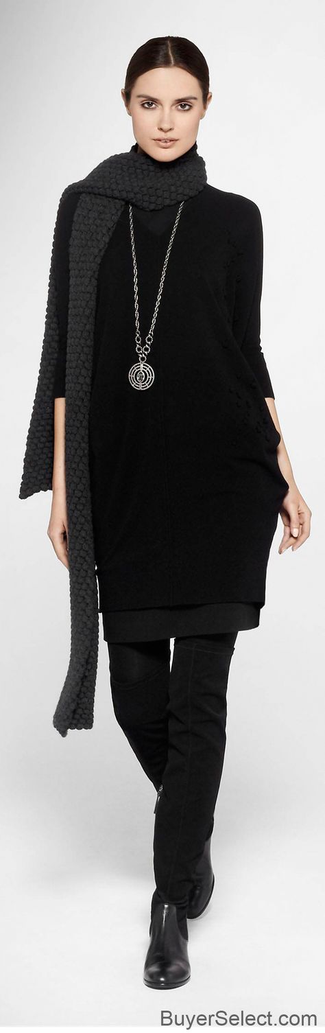 . Sara Pacini, Style Essence, Black Clothes, Mein Style, Online Dress Shopping, Knit Outfit, Mode Inspiration, Mode Style, Look Chic