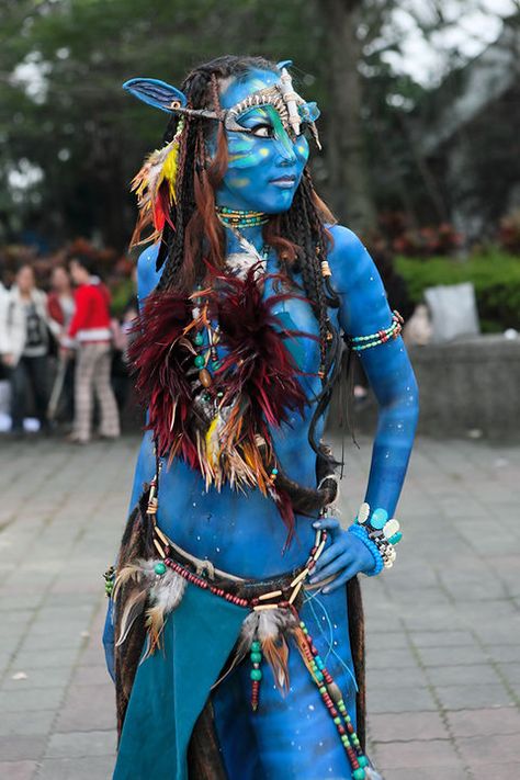 Avatar Costume, Vi Cosplay, Avatar Cosplay, Halloween Costume Suit, Hot Costume, Geeky Girls, Female Avatar, Homemade Costumes, Family Halloween Costumes