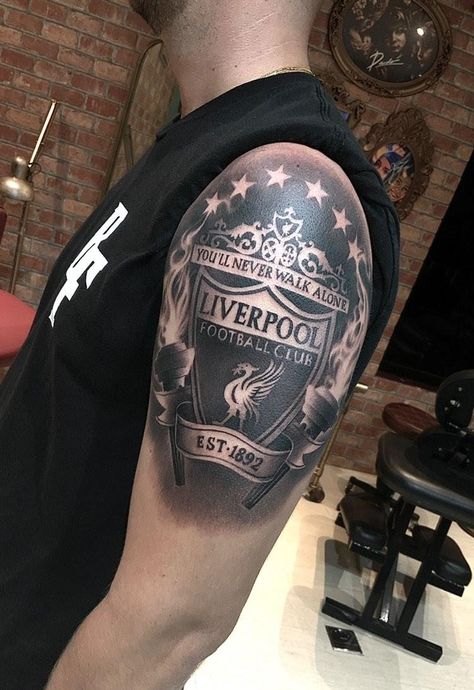 Liverpool Leg Tattoo, Liverpool Tattoo Ideas For Men, Liver Bird Tattoo, Liverpool Fc Tattoo Ideas, Liverpool Tattoo Ideas, Liverpool Tattoo Design, Lfc Tattoo, Liverpool Bird, Liverpool Fc Tattoo