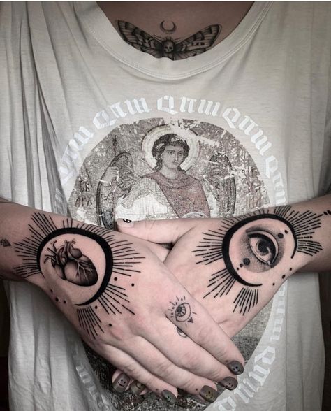 Illusion Tattoo, Optical Illusion Tattoos, Illusion Tattoos, Optical Illusion Tattoo, Occult Tattoo, Sak Yant Tattoo, Single Needle Tattoo, Men Tattoos Arm Sleeve, Real Tattoo