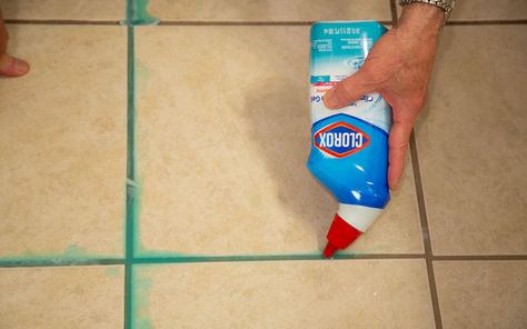 Cleaning Grout With Toilet Bowl Cleaner, Cleaning Bathroom Floor Tile Grout, Diy Grout Cleaner Bathroom, Homemade Grout And Tile Cleaner, Toilet Bowl Cleaner For Grout, Best Tile Cleaner Bathroom, Easy Grout Cleaner Diy, Cleaning Tiles And Grout, Clean White Grout Bathroom