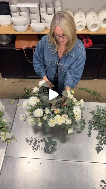 College Park Flowers | Event Florals & Decor on Instagram: "Design a compote with me! Now look, I know that my design tactics aren’t for everyone, and THATS OKAY!   After 20 + years of designing, I know what works for me.👏🏻  Whatever works for you boo!! Do it!!  • • • #houstonflorist #weddingcenterpieces #centerpieces #weddingflorists #luxuryflorist #modernweddingcenterpieces" Affordable Flower Centerpieces, Wedding Flower Arrangements Blue Table Centerpieces, 3 Cylinder Centerpiece Wedding, How To Make A Floral Centerpiece, Diy Flower Arrangements Centerpieces Floral Foam, Diy Flower Ball Centerpiece, Diy Floor Floral Arrangements, Table Bouquet Floral Arrangements, Fake Floral Arrangements Diy Wedding