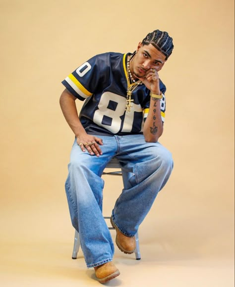 Jersey 90s Outfit Men, R&b Outfits Men, 90s Photoshoot Ideas Men, 90s Summer Fashion Men, 90s Men Photoshoot, Y2k Summer Fits Men, 90s Boys Aesthetic, 90s Photoshoot Men, 2000 Style Outfits 2000s Fashion Men