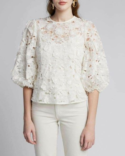 Business Casual Winter Outfits, Classic Winter Outfits, Lace Shirt Outfit, Business Casual Outfits Winter, Áo Blu, Outfits For Women Over 50, Winter Outfits For Women, Kebaya Modern Dress, Business Casual Winter