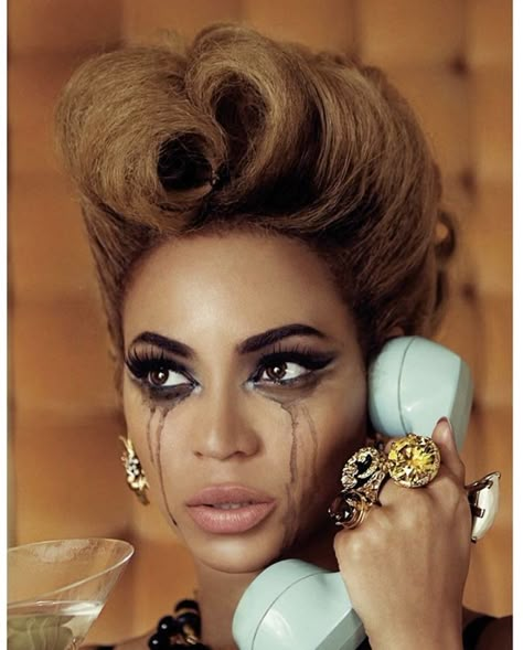 Drama Queen, Ride Or Die, Queen B, On The Phone, Beyonce, Photoshoot Ideas, Energy Home, Pure Effervescent Enrichment, New Experience