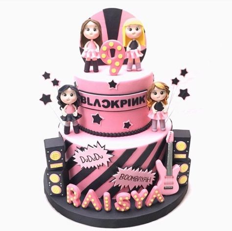 Blackpink Birthday Cake Ideas, Blackpink Themed Birthday Party, Birthday Cake Blackpink, Blackpink Themed Cake, Blackpink Cake Ideas, Blackpink Birthday Party Ideas, Bts Cakes, Blackpink Cake, Blackpink Birthday