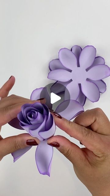 Hey, I’m Judy 👋🏻 Paper Flower Art + Tutorials on Instagram: "My favorite rose - so easy to make 🥰 My Rose Template 2 can be found in my etsy shop, link in bio! #paperflowers #cricut #teamcricut #cricutcreations #makeitwithmichaels #etsyfinds #handmadewithlove #weddingflowers #paperrose #paperart #rosebouquet #imadethis #craftersgonnacraft #makersgonnamake #etsyhandmade #papercrafts #roseflower #paperroses #paperartistsofinstagram #paperartist #diy #diyflowers #rosebouquet #roses #etsyshop #etsyfinds #handmade" Diy Rose Bouquet, Svg Crafts, Paper Roses Diy, Rose Template, 3d Paper Flowers, Paper Flowers Diy Easy, Letter Fonts, Paper Flower Wreaths, Flowers 3d