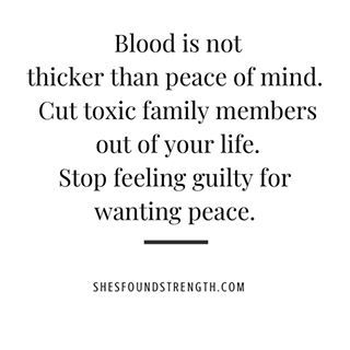 Stop Feeling Guilty, Toxic Family Quotes, Toxic Quotes, Schrift Design, Stop Feeling, Feeling Guilty, Toxic Family, Family Ties, Motiverende Quotes