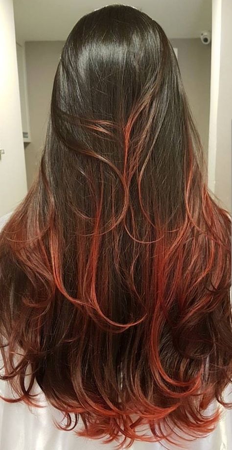 Copper Hair Underneath, Red Ends Hair, Red Brown Ombre, Red Hair Tips, Red Balayage Hair, Red Hair Looks, Red Ombre Hair, Red Hair Inspo, Chestnut Hair Color