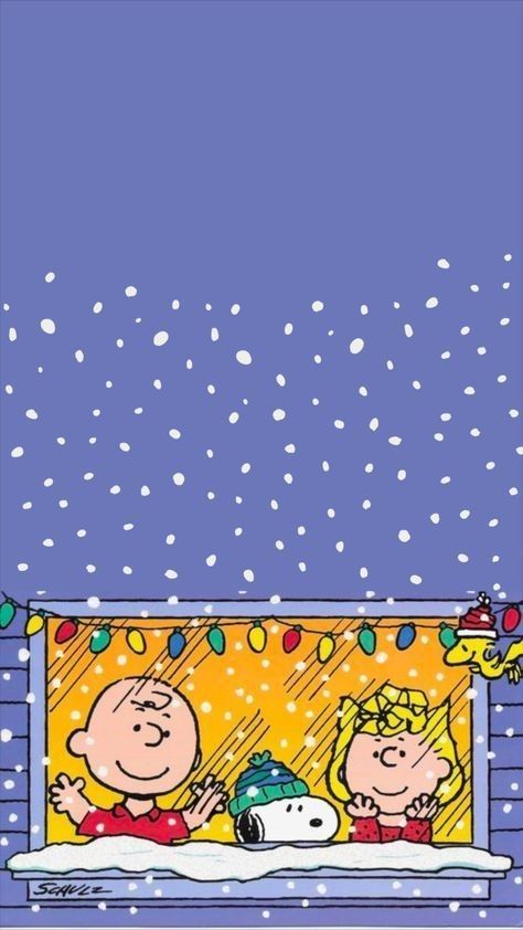 Snoopy Christmas Wallpaper, Bolo Snoopy, Charlie Brown Wallpaper, Peanuts Wallpaper, Snow Wallpaper, Christmas Wallpaper Iphone Cute, A Charlie Brown Christmas, Xmas Wallpaper, Sweet Dog