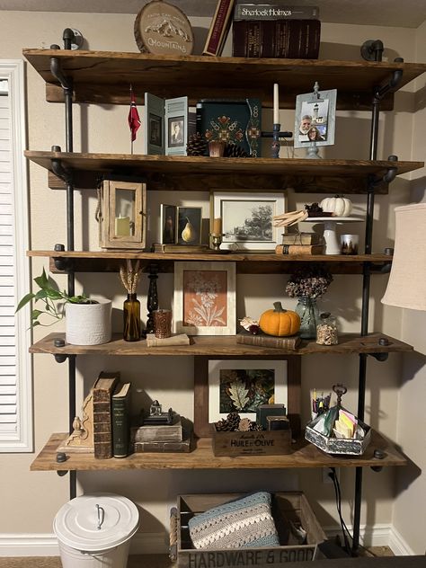 Living Room Shelves, Mantel Shelf, Room Shelves, Shelf Styling, Western Decor, Bookshelves, House Decor, Living Room Decor, Shelves