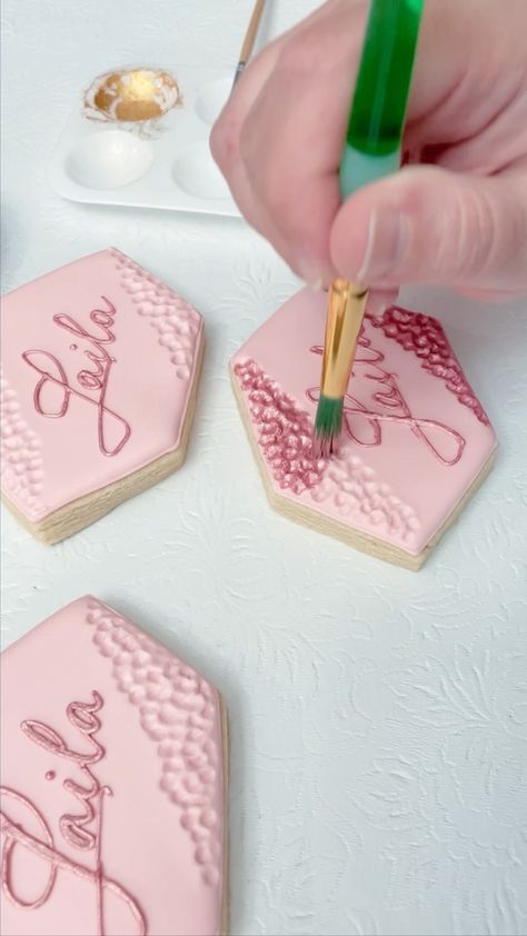 Rose Gold And Black Cookies, Rose Gold Cookies, Gold Cookies, Wedding Shower Cookies, Behind The Scenes Video, Bakery Ideas, Decorating Cookies, Cookie Company, Sugar Cookie Designs