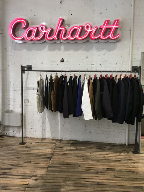 Cafe Clothing Store, Vintage Store Signage, Clothing Store Signage, Streetwear Store Interior, In Store Signage, Mens Bedroom Decor, Streetwear Store, Neon Signage, Retail Store Interior Design