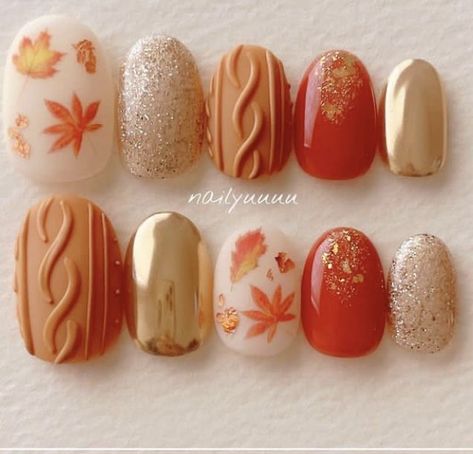 Nail Winter, Acrylic Nails Almond Shape, Nail 2024, Japan Nail, Witchy Nails, Summer Toe Nails, Short Nails Art, Seasonal Nails, Rose Nails