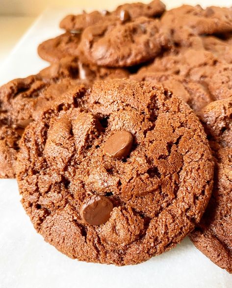 Chocolate Cookies Crispy, Crunchy Chocolate Cookies, Crispy Chocolate Chip Cookie Recipe, Crunchy Chocolate Chip Cookies Recipe, Crispy Cookies Recipe, Crispy Chocolate Cookies, Crunchy Cookies Recipe, Crunchy Chip Cookie, Baking Wallpaper