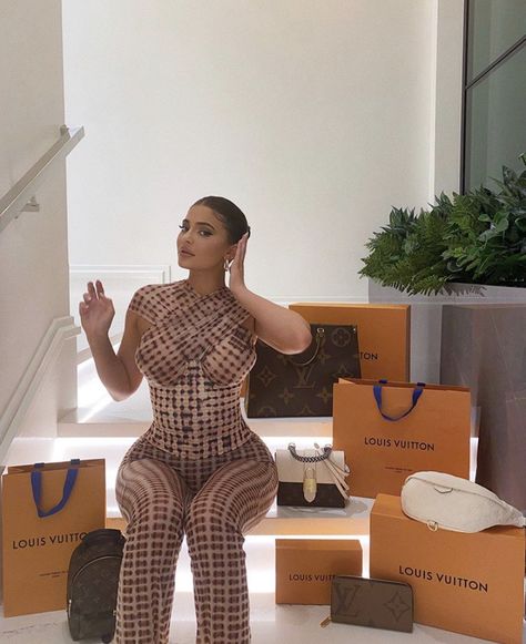 Stile Kylie Jenner, Claudia Tihan, Looks Kylie Jenner, Trajes Kylie Jenner, Kylie Jenner Pictures, Estilo Kylie Jenner, Kylie Jenner Look, Kylie J, Kylie Jenner Outfits