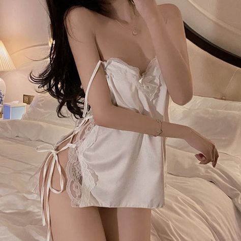 Cute Lingerie Sets Outfits Aesthetic, Seductive Style Outfit, Spicy Outfits, Lingerie Aesthetic, Sleepwear Fashion, Seductive Clothes, Women's Swimwear, High Class, Fesyen Wanita