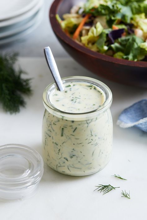 Herb Salad Dressing, Yogurt Ranch Dressing, Galveston Diet, Ranch Dressing Recipe Homemade, Greek Yogurt Ranch, Greek Yogurt Dressing, Vegan Ranch Dressing, Buttermilk Ranch Dressing, Delicious Dips