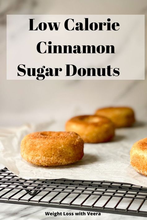 if you're looking for a sweet, simple and delicious low calorie recipe to indulge in whilst losing weight, you have come to the right place! These low calorie donuts are incredibly easy to make and taste just as good (if not better ;)) than regular, full fat cinnamon sugar donuts! Super Low Calorie Meals, Low Calorie Donuts, Super Low Calorie Recipes, Low Calorie Recipe, Low Calorie Baking, Super Low Calorie, Cinnamon Desserts, Donut Calories, Snacks Under 100 Calories