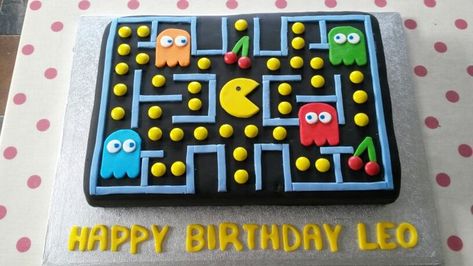 Pac Man Cake, Arcade Birthday Parties, Pac Man Party, Happy Birthday Leo, Video Game Cakes, Man Cake, Video Games Birthday, Mens Birthday Party, Birthday Cakes For Men